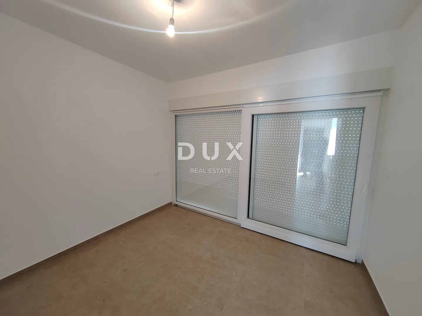 otok pag, šimuni - dvoetažni apartman, pogled - slika 4