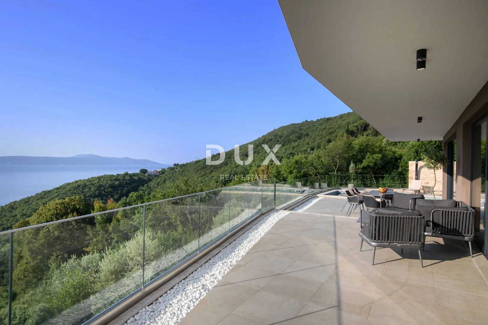 opatija, medveja - vila s panoramskim pogledom i bazenom - slika 10