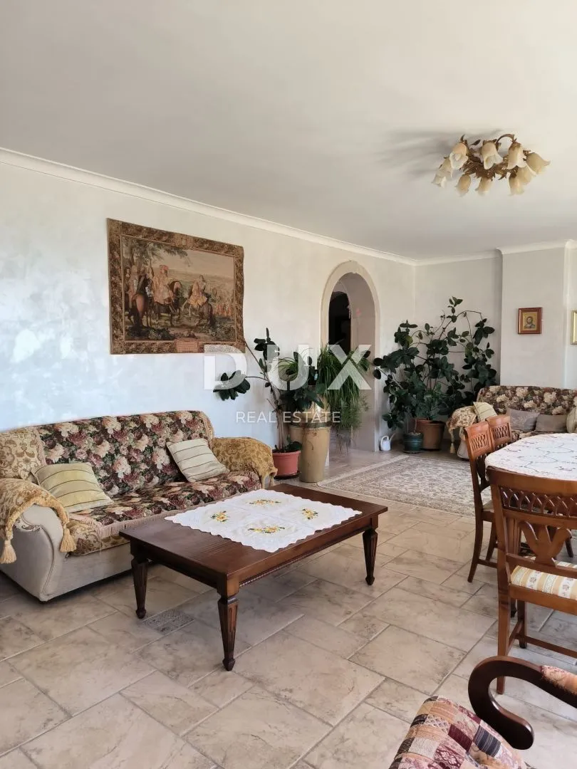 istra, umag - raskošna vila prvi red do mora! - slika 99