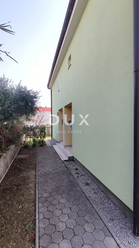 otok krk, baška - dvojna kuća sa dva apartmana - slika 7