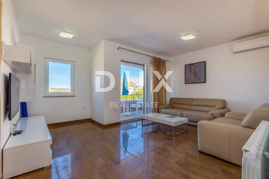 rab - luksuzna kuća s 4 apartmana blizu mora - slika 12