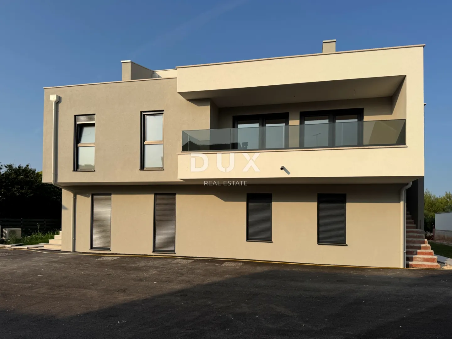 istra, umag - dvoetažni stan u blizini mora - slika 17