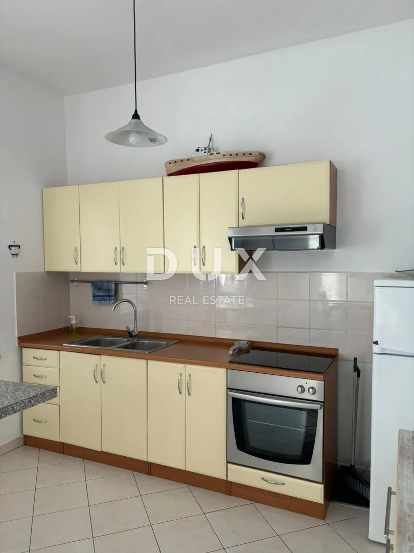 istra, premantura kuća s 3 stana i garažom blizu mora! - slika 42