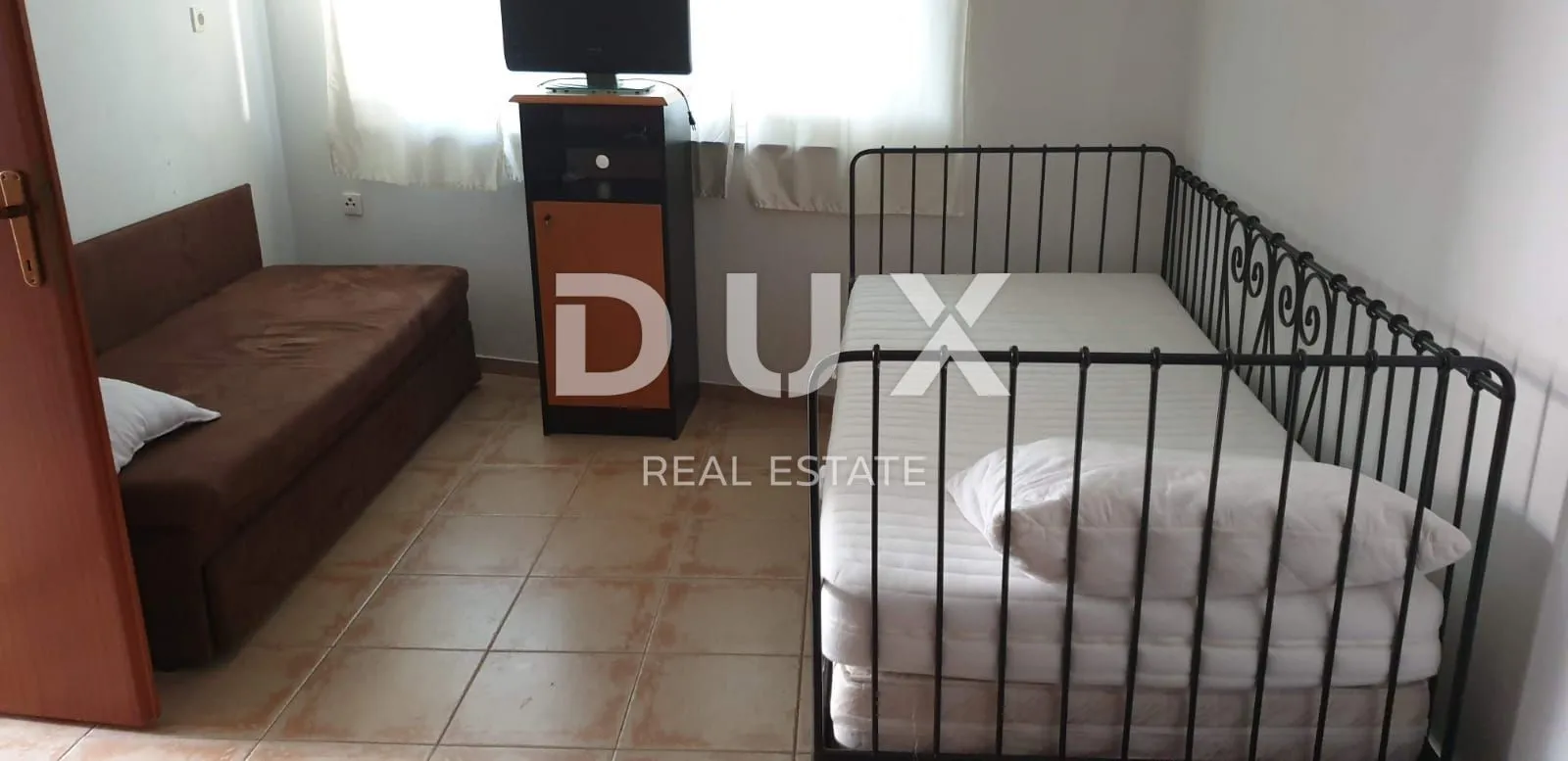 crikvenica - dva apartmana s terasom! - slika 7