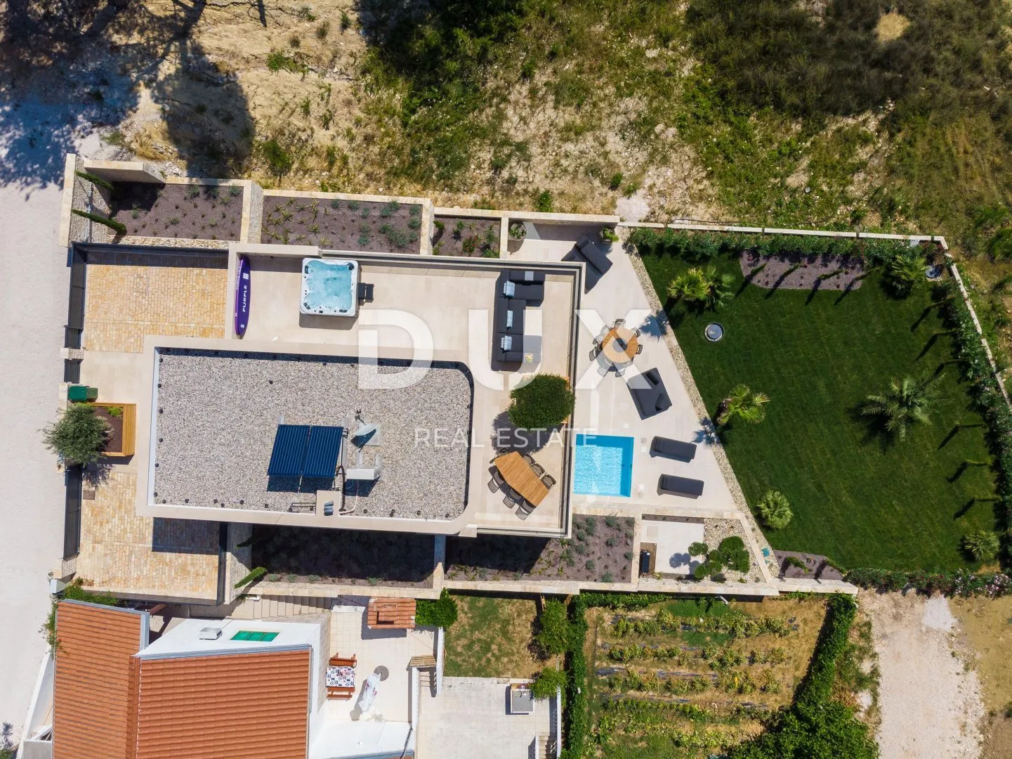 zadar, ljubač - luksuzna vila 1. red do mora - slika 4