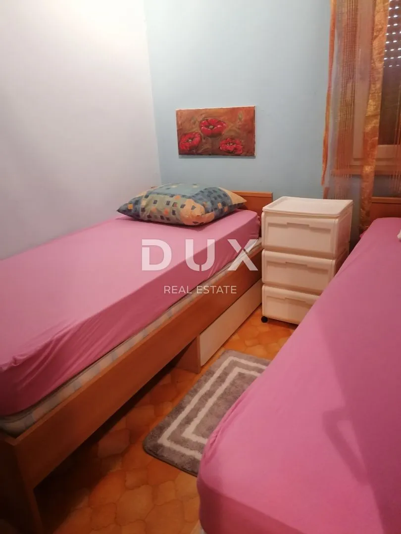 otok krk, dobrinj, hlapa - kuća s dva stana - slika 8