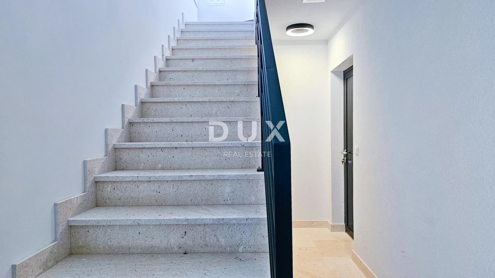 mali lošinj - penthouse u centru na 100m od mora s garažom - slika 18