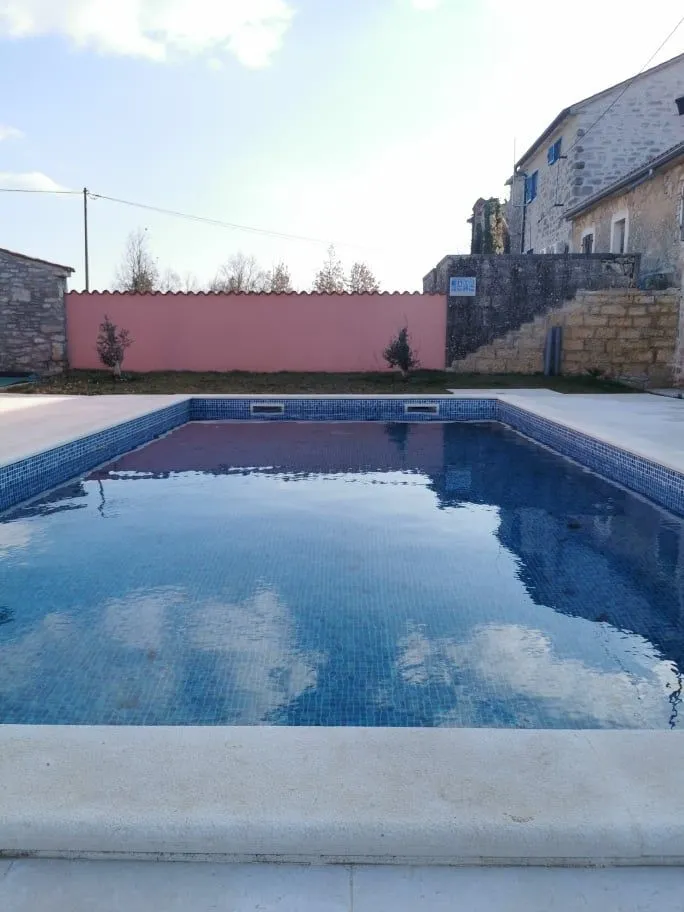 istra, višnjan - imanje s dvije kuće i pogledom na more - slika 4