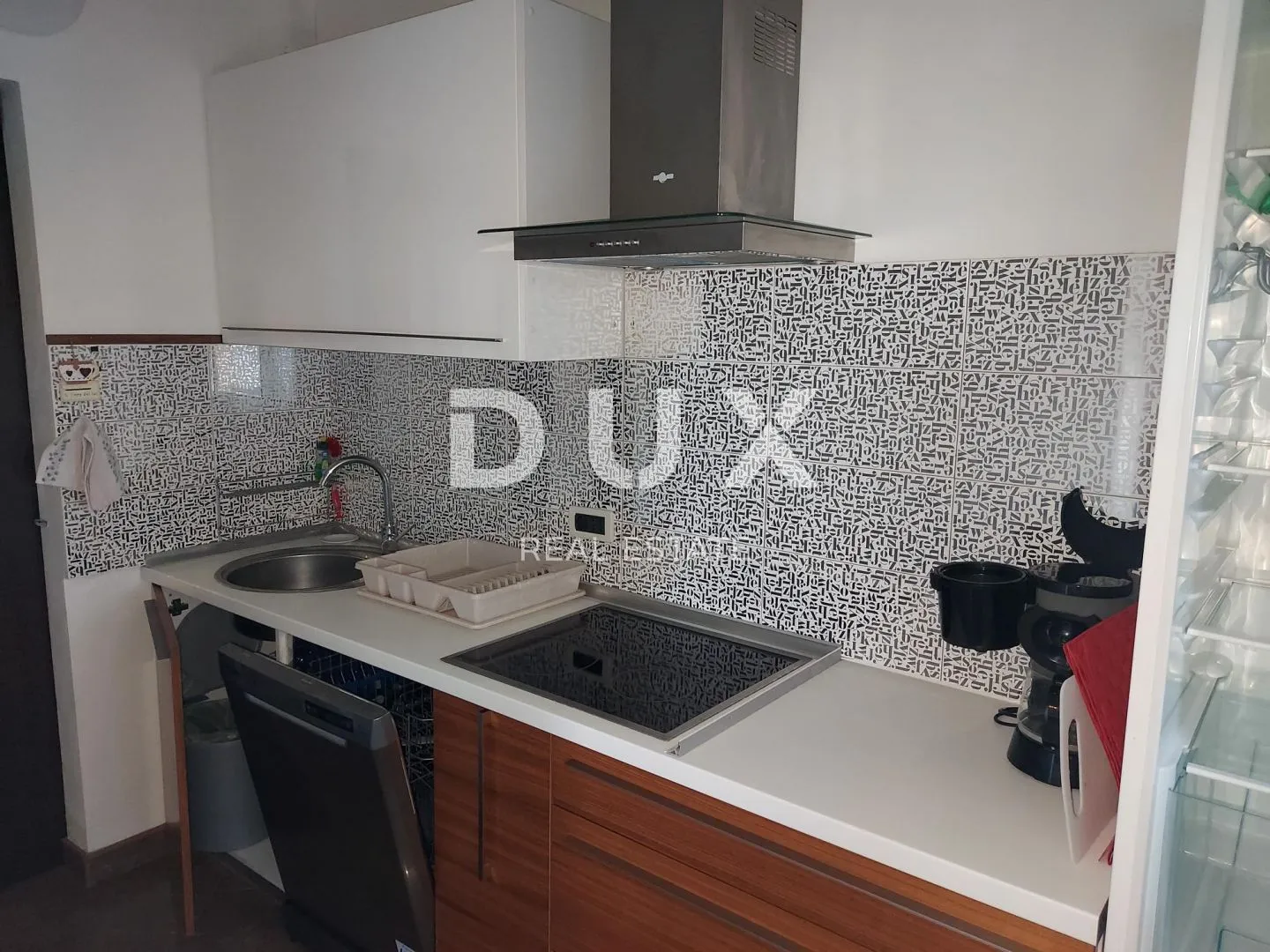opatija, veprinac - vila 1000m2 s pogledom na more, 6 apartmana i bazenom + okoliš 1000m2 - slika 27