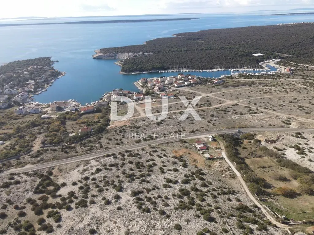 OTOK PAG, ŠIMUNI, građevinsko zemljište 200 m od mora, za obiteljsku kuću/ dvije manje zgrade/ villu/ kuće za iznajmljivanje sa bazenom / kuće za odmor sa bazenom - Šimuni, Pag