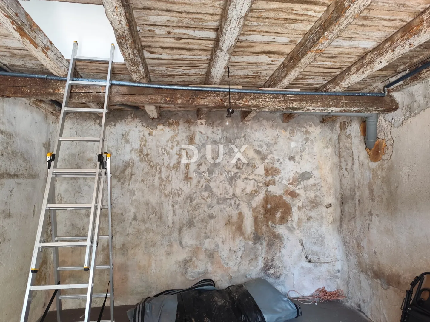 zaton, šibenik, kamena kuća za adaptaciju, prvi red do mora, 37 m² - slika 3