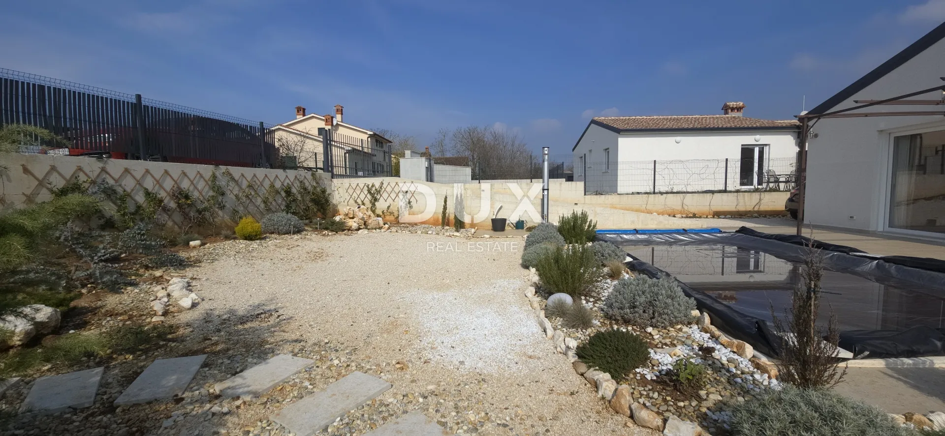 istra, tinjan - moderna prizemnica s bazenom, novogradnja - slika 38