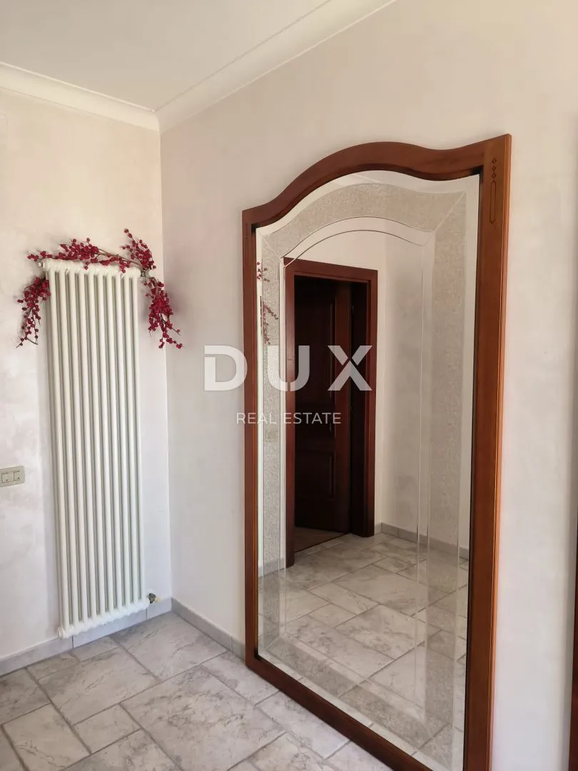 istra, umag - raskošna vila prvi red do mora! - slika 48