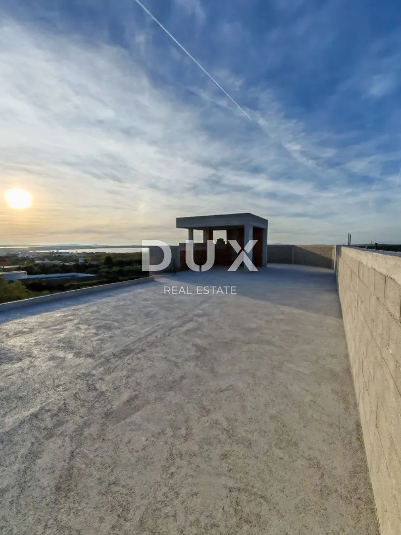 zadar, vrsi - prostrani penthouse s pet spavaćih soba, krovnom terasom s bazenom i pogledom na more! s3 - slika 5