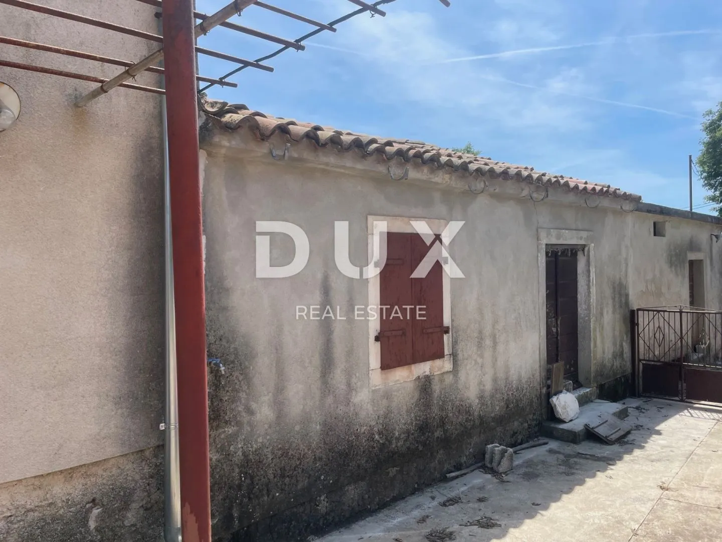 istra, barban - kuća za adaptaciju s prostranom okućnicom - slika 3