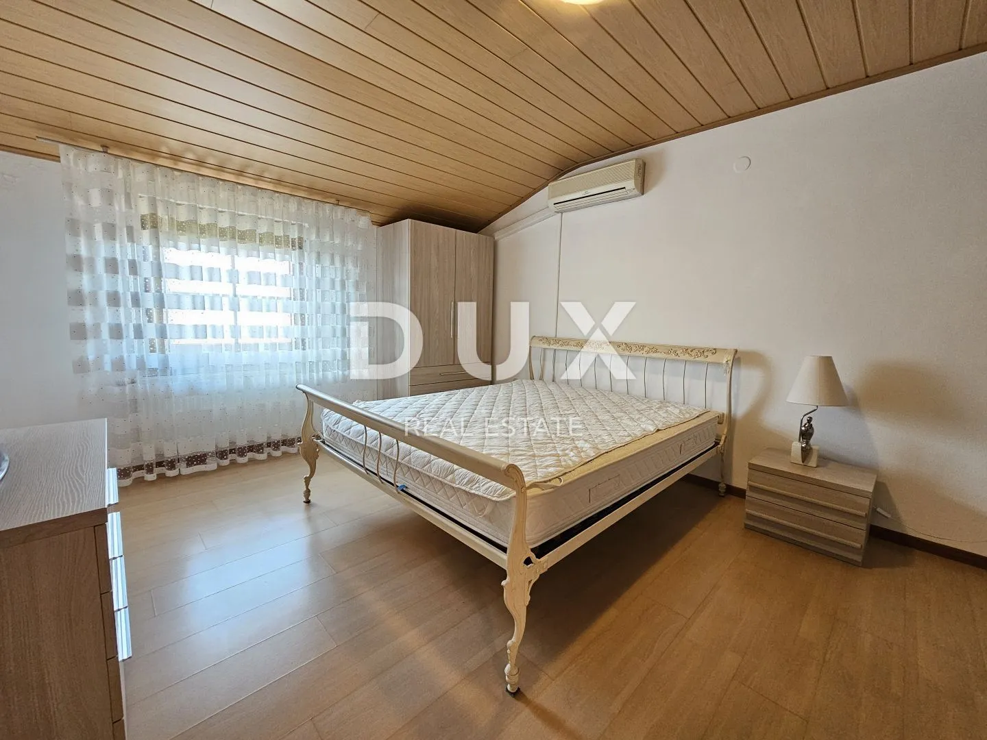 istra, pula - kvalitetna obiteljska apartmanska kuća na atraktivnoj lokaciji - slika 128