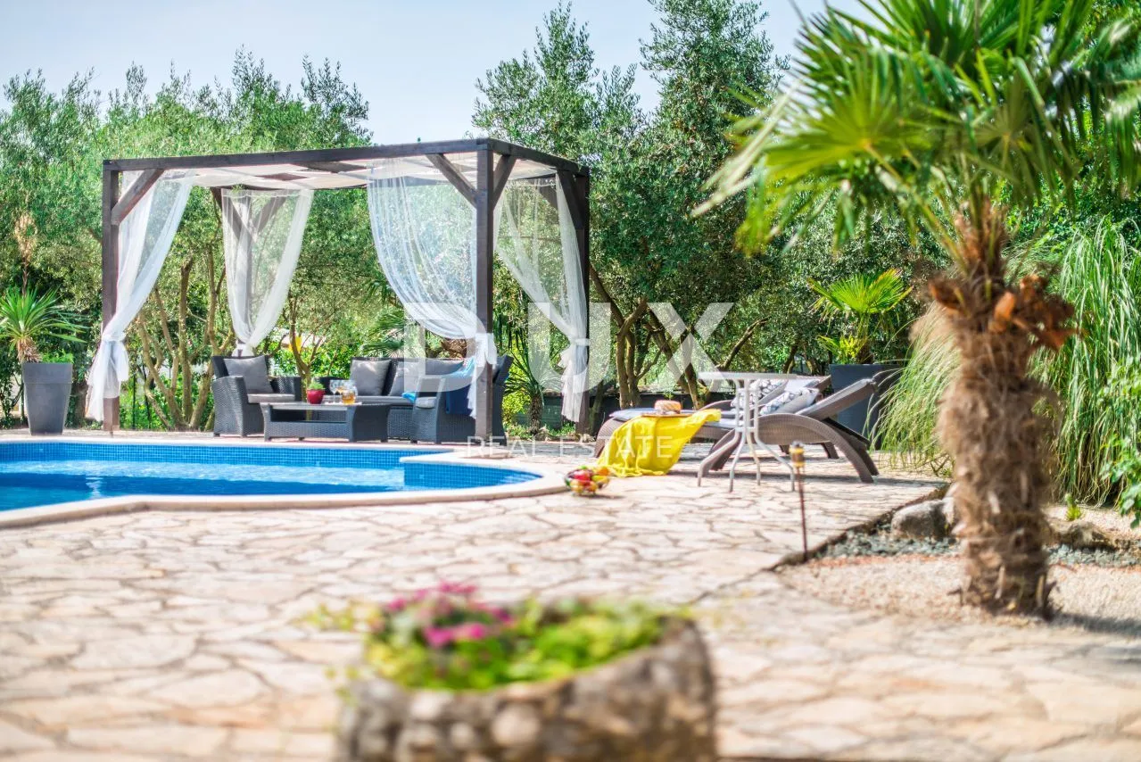 istra, filipana - romatična autohtona istarska kamena vila - slika 28