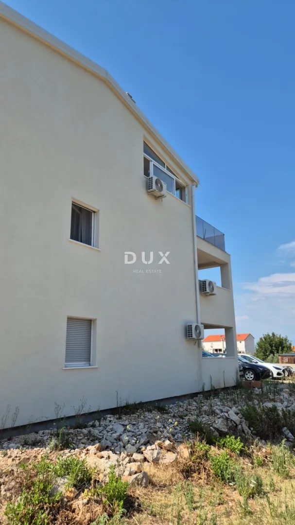 pašman, banj, kuća, 250 m2, 3 etaže, 100 m od plaže - slika 26