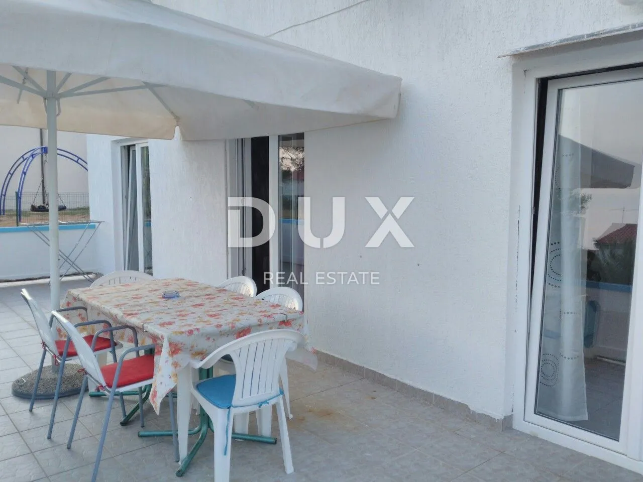 otok rab, barbat - samostojeća apartmanska kuća na odličnoj lokaciji - slika 4