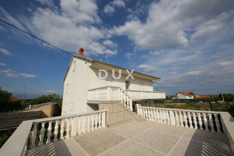 zadar, zemunik - prilika! renovirana obiteljska kuća - slika 4