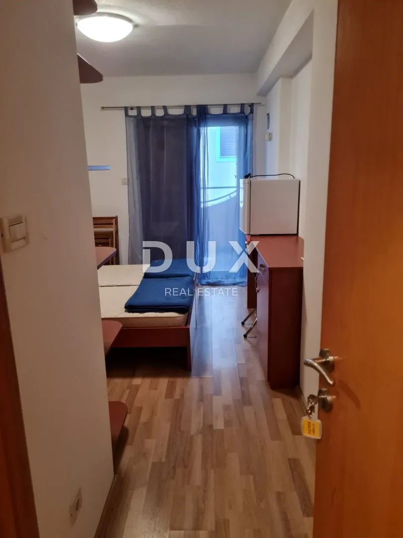 otok cres - kuća sa velikim potencijalom 200m do mora - slika 19