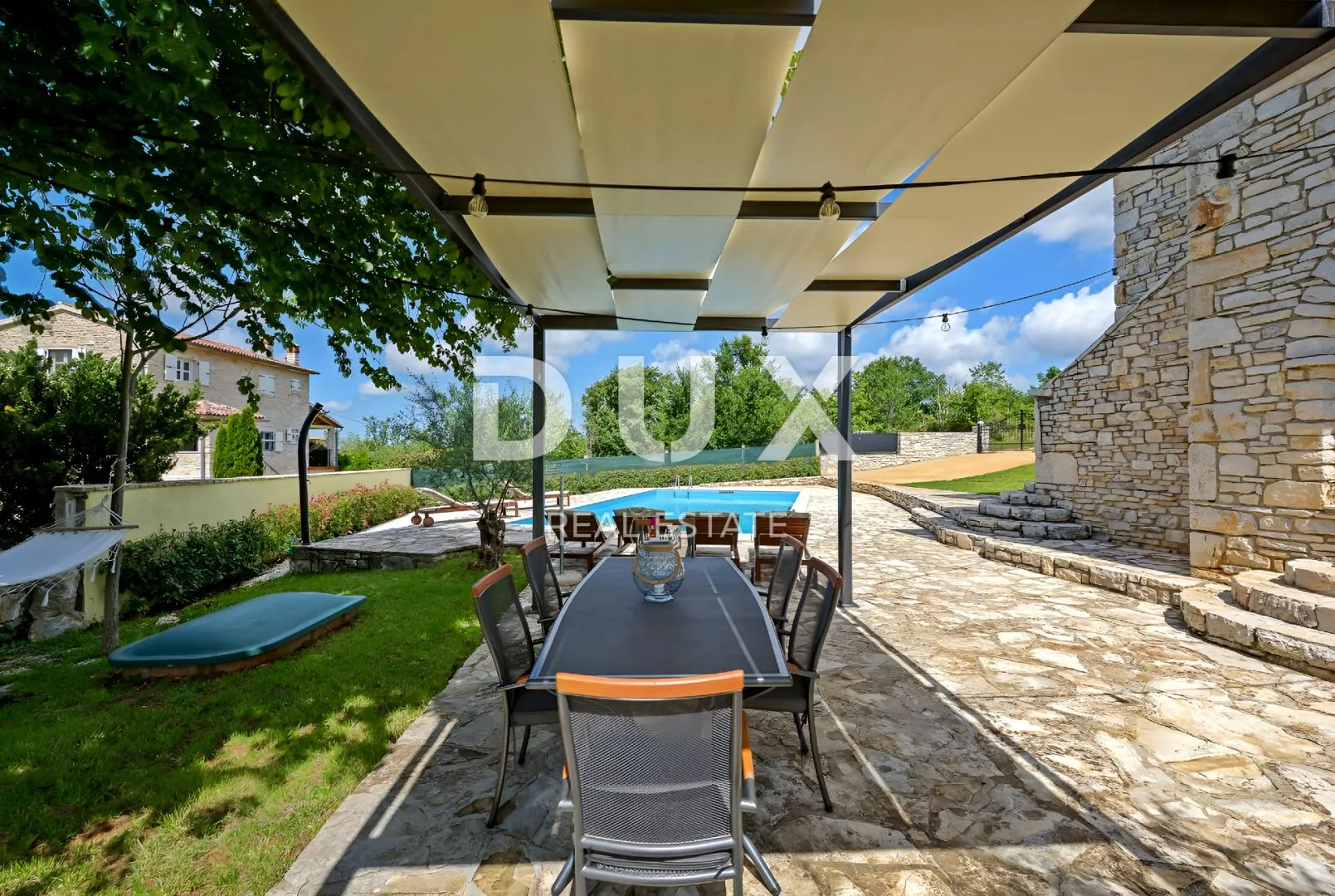 istra, sveti lovreč - rustikalna kuća s bazenom - slika 9