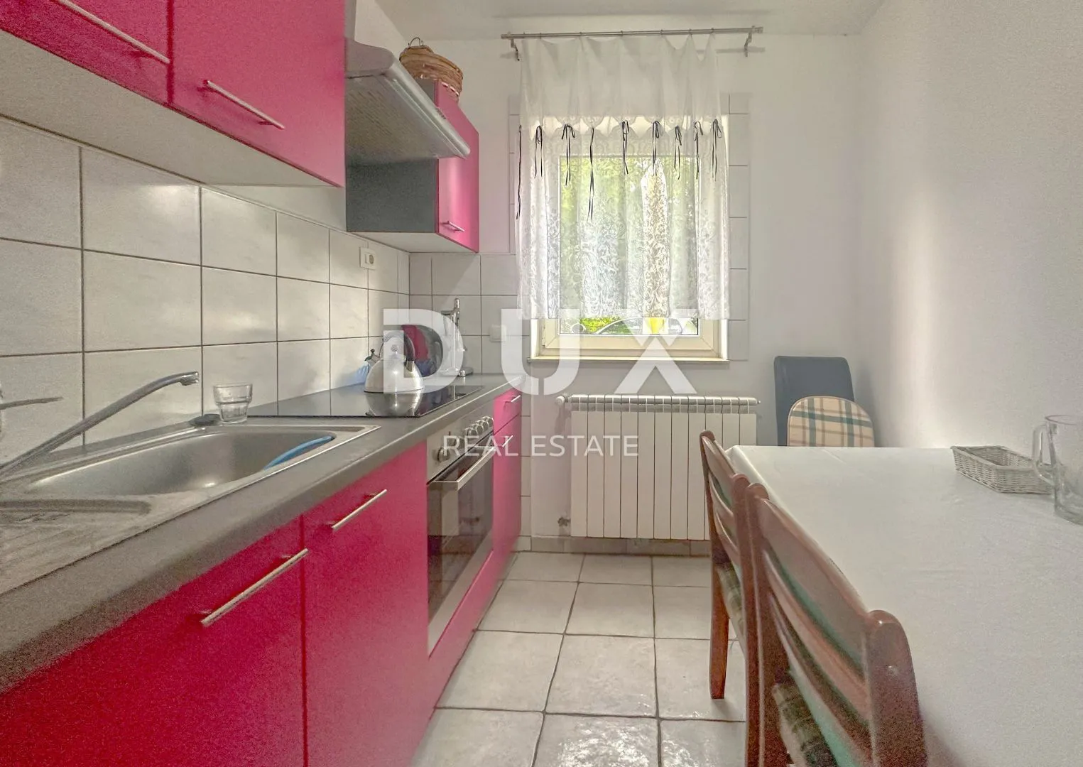 opatija, pobri-stan s lođom i terasom iznad opatije - slika 2