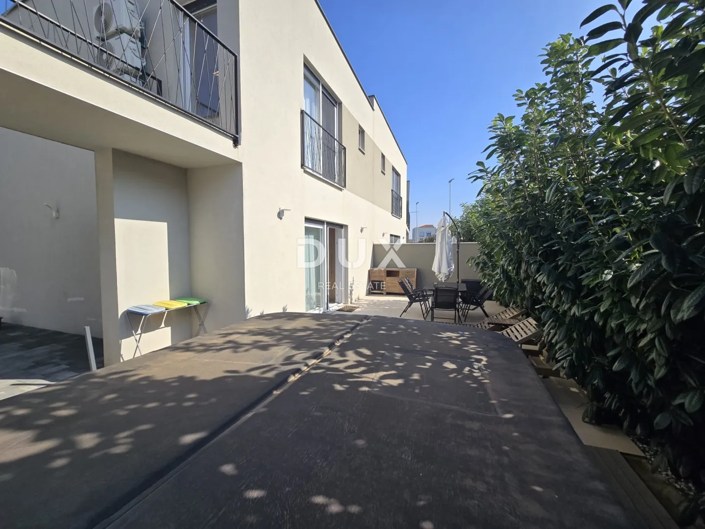 istra, pula - moderna villa nedaleko od centra! - slika 28