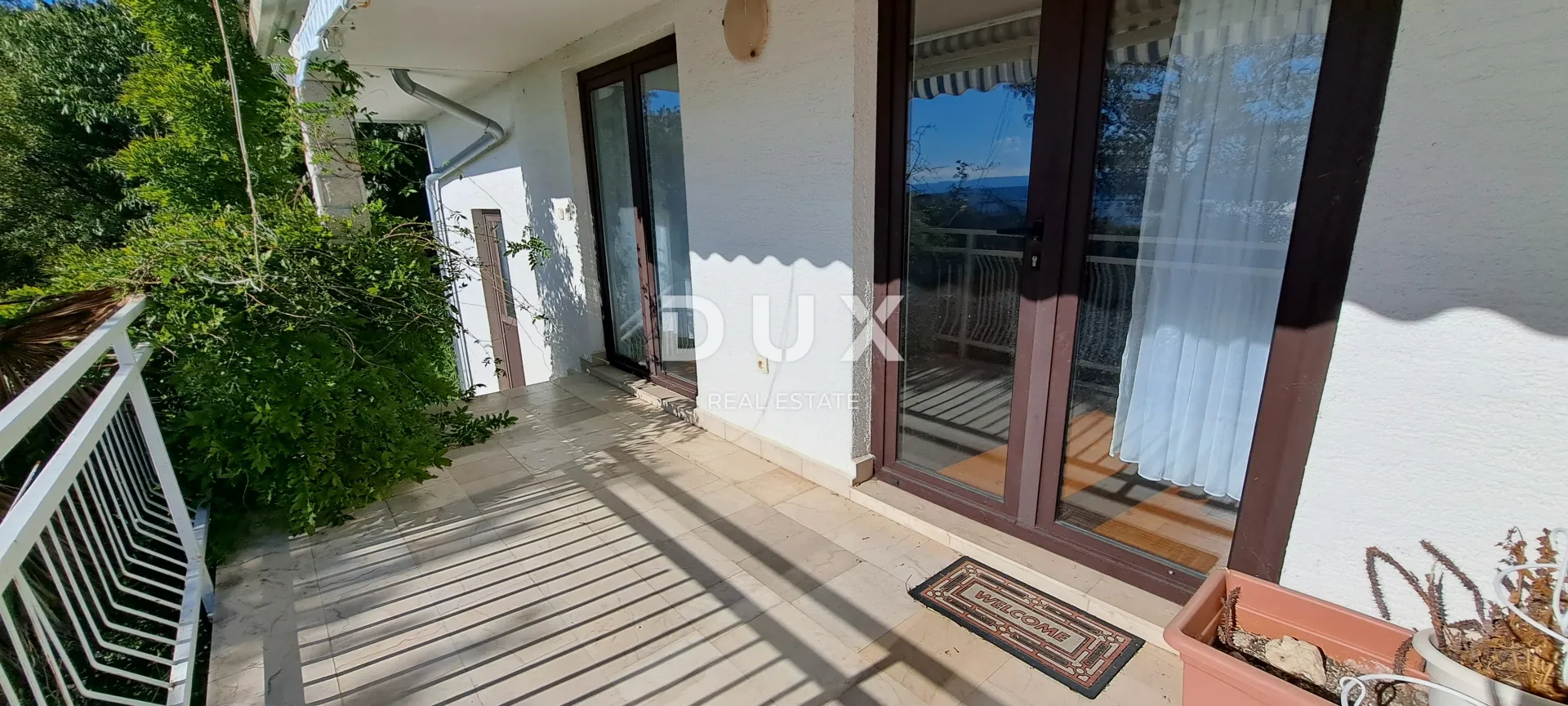 crikvenica - dvojna kuća s panoramskim pogledom na krk i more - slika 7