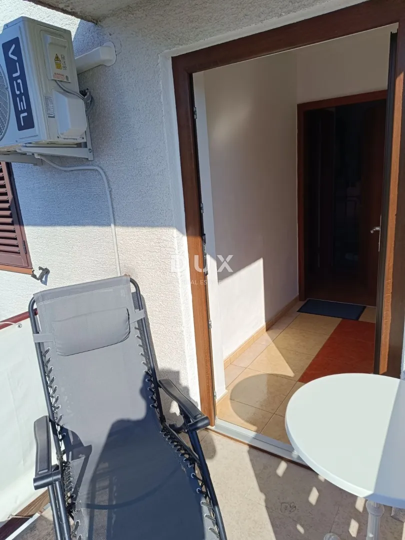 crikvenica, selce - apartman s pogledom na more i vrtom - slika 5