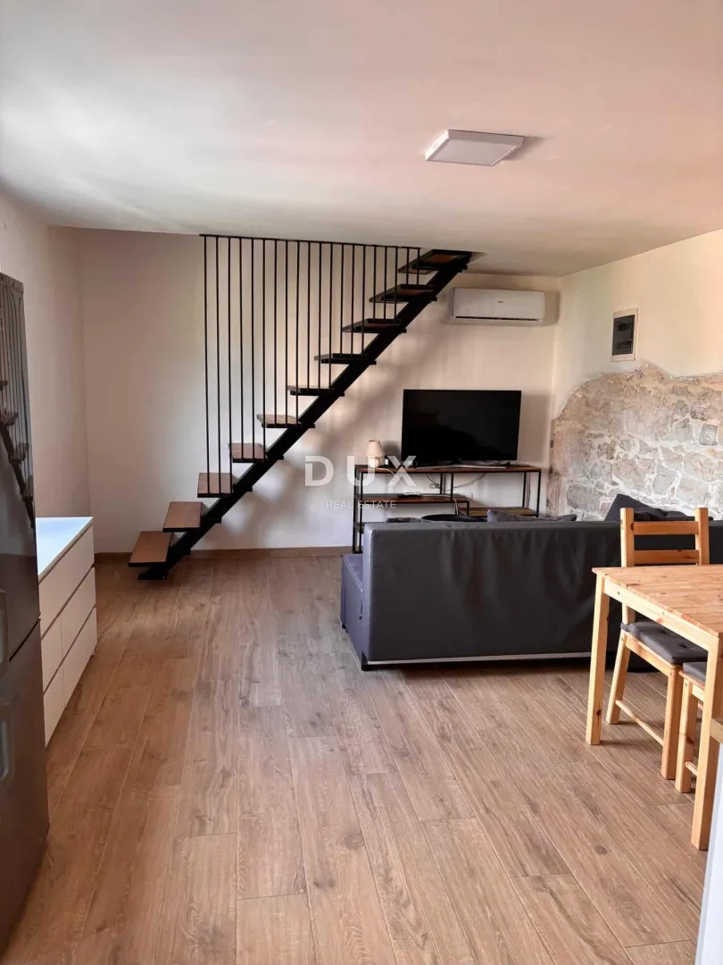 istra, labin - renovirana kamena kuća s dvije stambene jedinice - slika 31