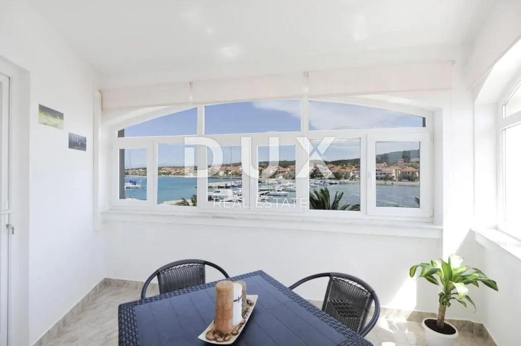 bibinje, zadar - top lokacija! uhodani restoran s apartmanima 1. red do mora - slika 3