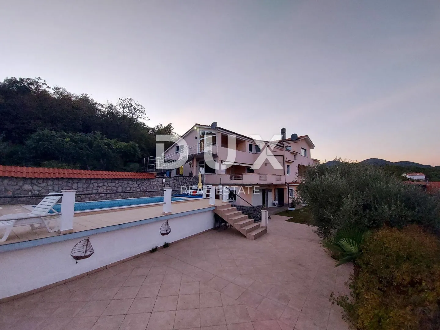 opatija, veprinac - vila 1000m2 s pogledom na more, 6 apartmana i bazenom + okoliš 1000m2 - slika 11