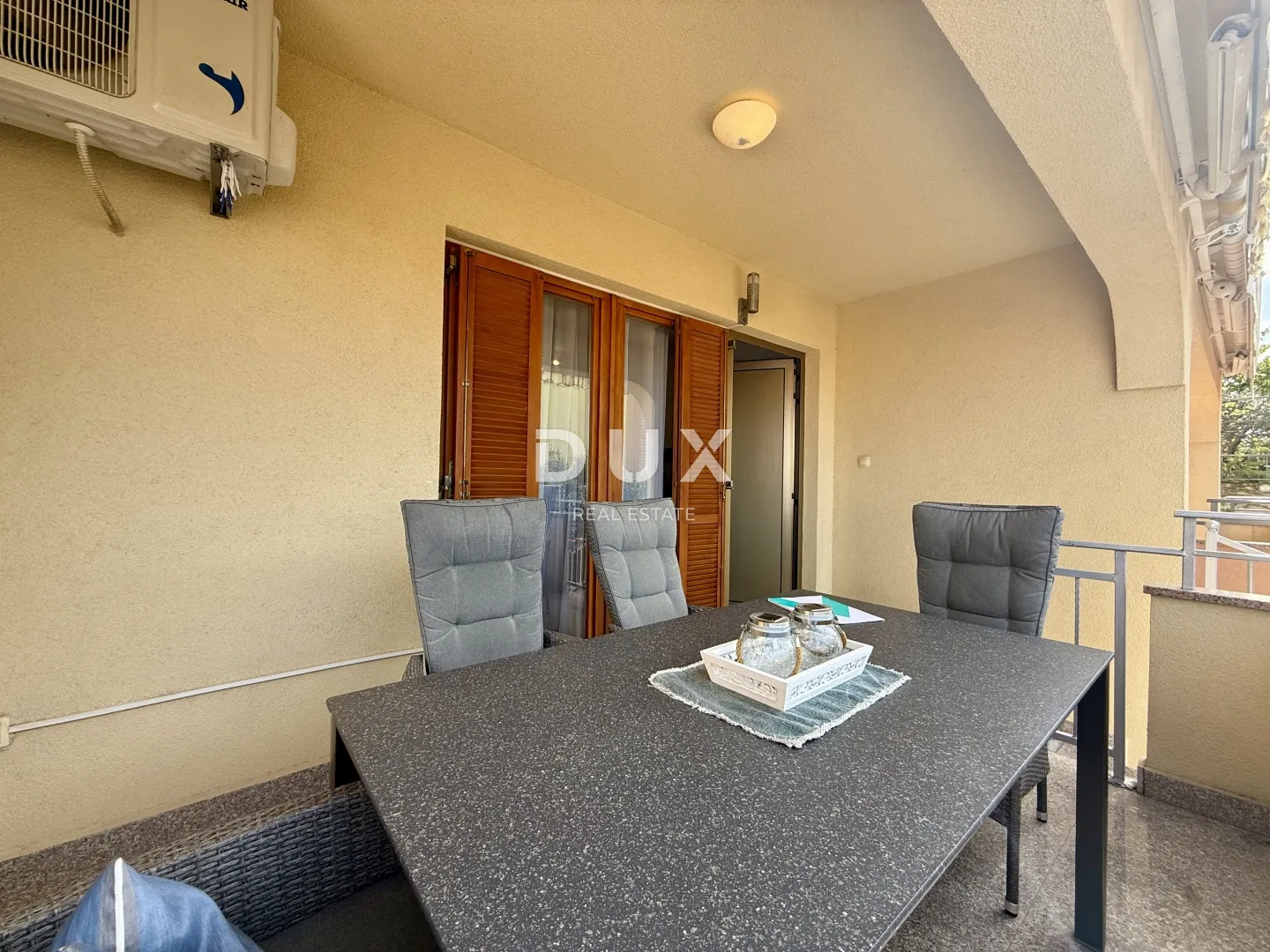 kvarner, crikvenica, jednosobni apartman + garsonijera, 80 m2, okućnica, terasa - slika 5