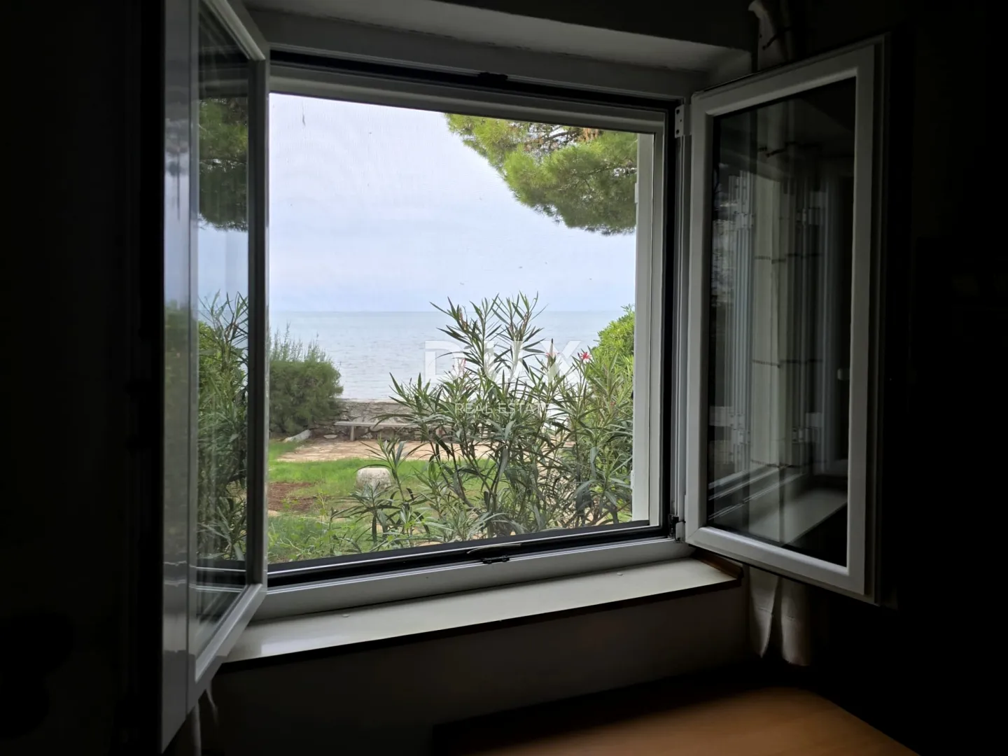 istra, umag - kuća uz more - slika 19