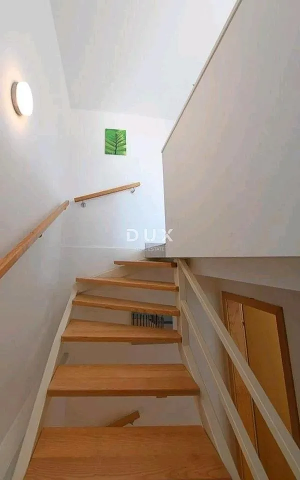 šibenik, vodice – renovirana kuća 200 m od mora - slika 3