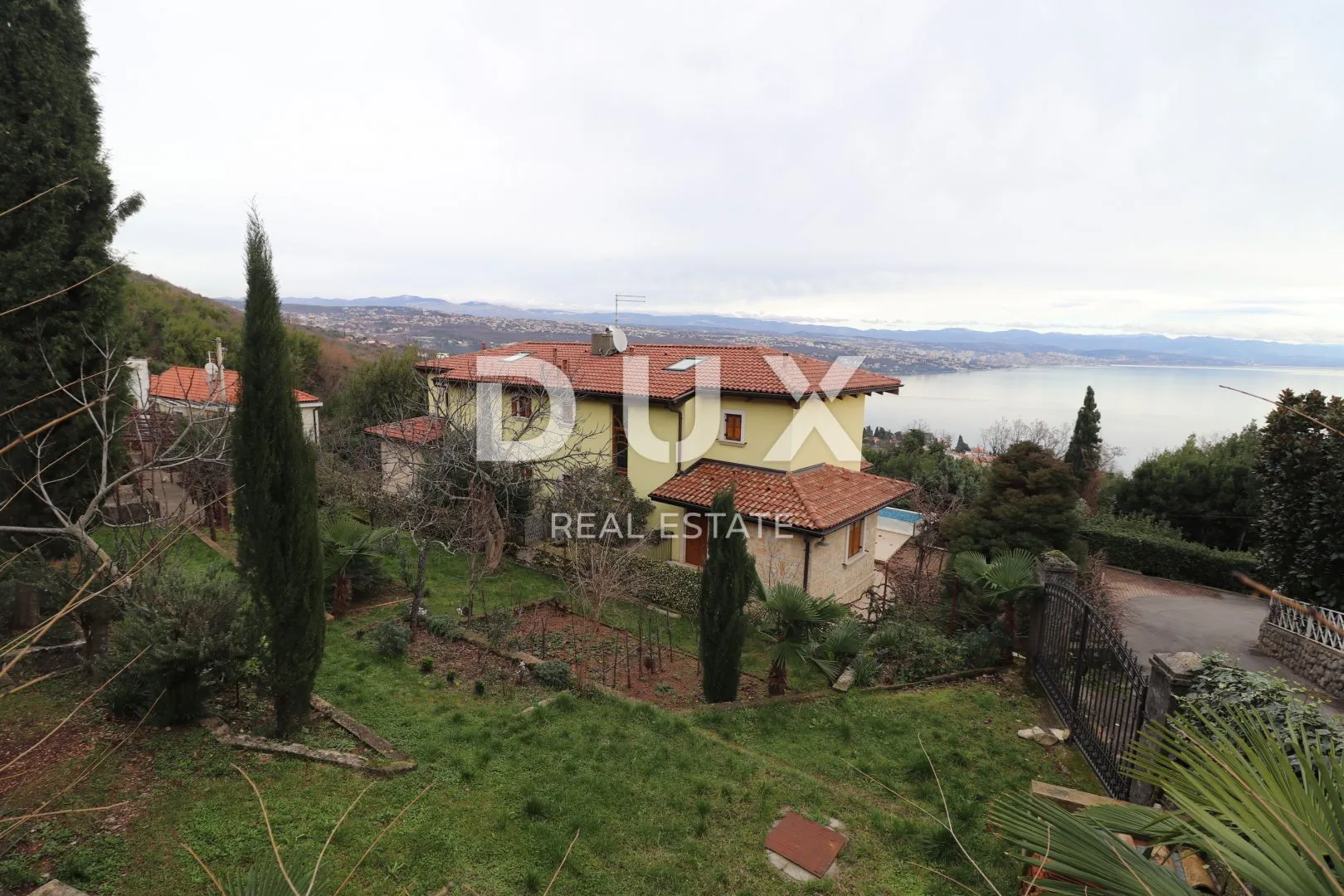 opatija - kamena vila s panoramskim pogledom na more! - slika 3