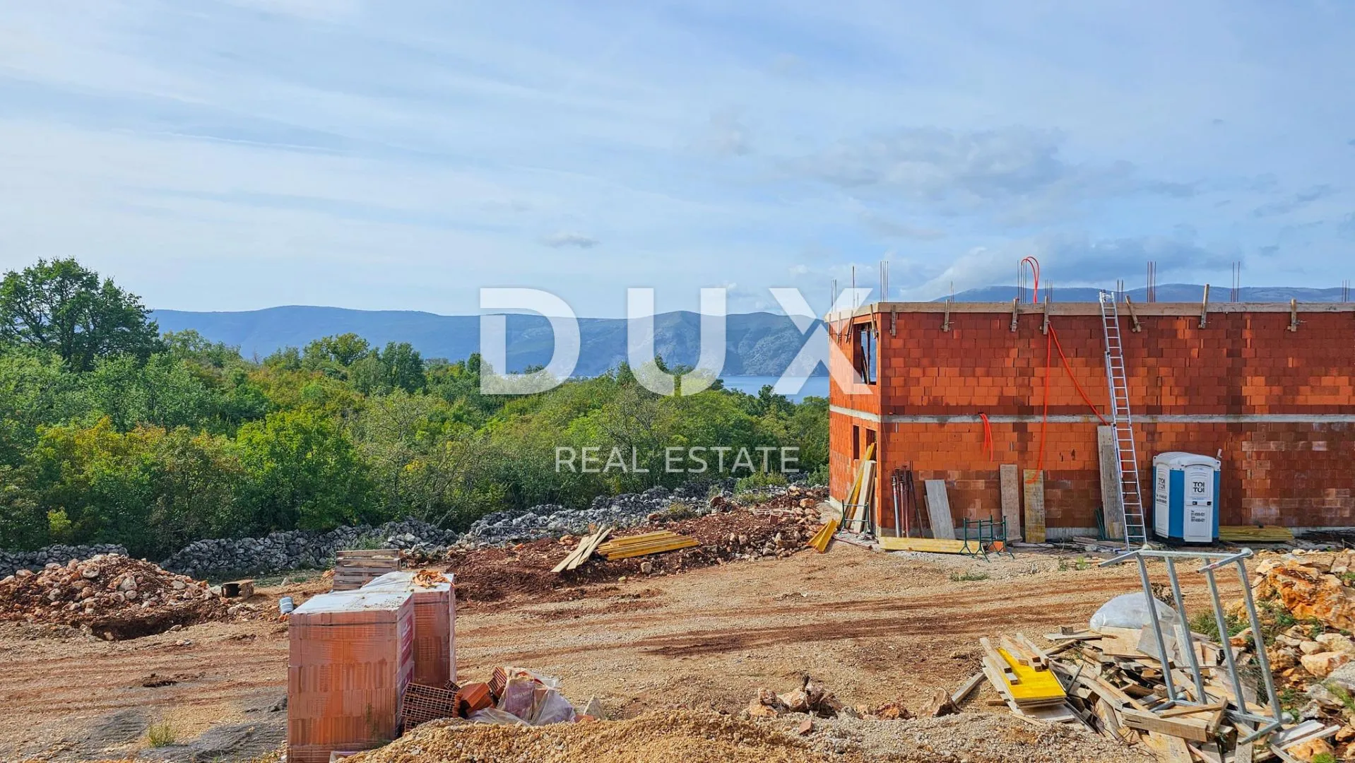 otok krk, brzac - moderno dizajnirana dvojnica s bazenom 40m2 - slika 13