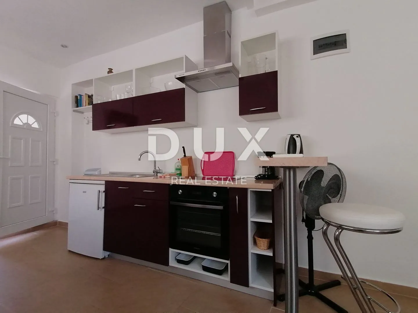 istra, rovinj apartmanska kuća na samo 40m od mora! - slika 12