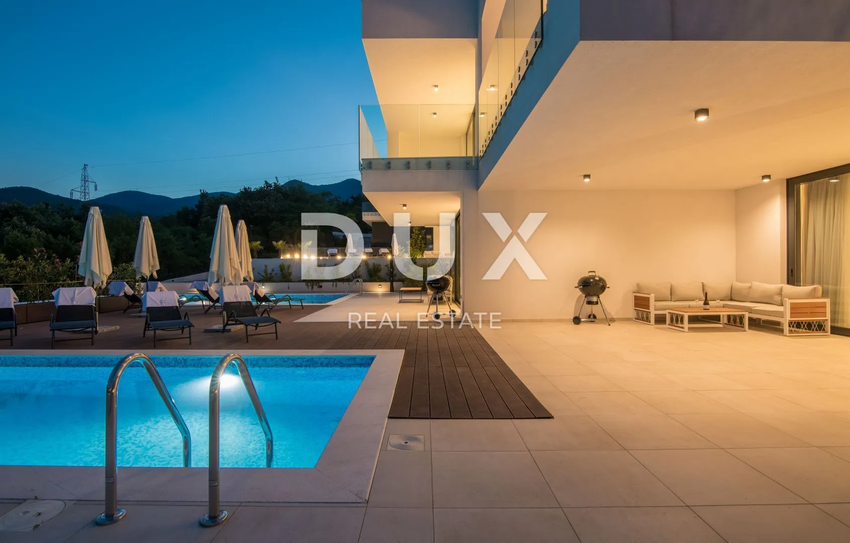 opatija – moderna luksuzna vila s dvije stambene jedinice i panoramskim pogledom na more - slika 12