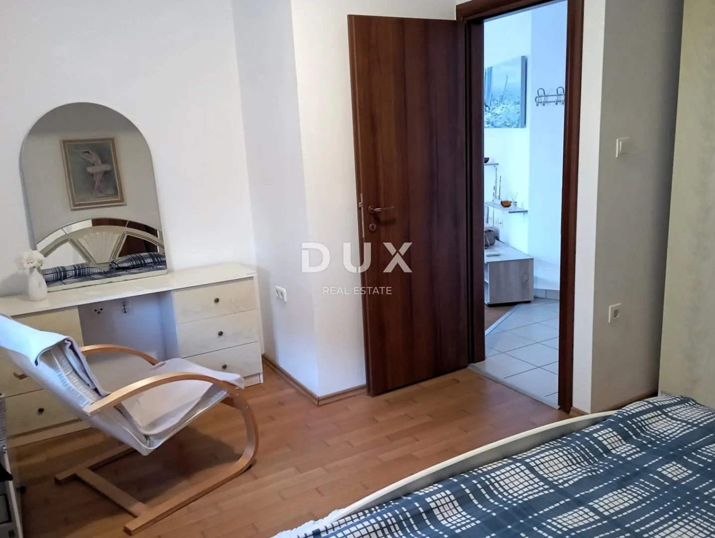 otok krk, grad krk - apartman u prizemlju s pogledom na more - slika 6