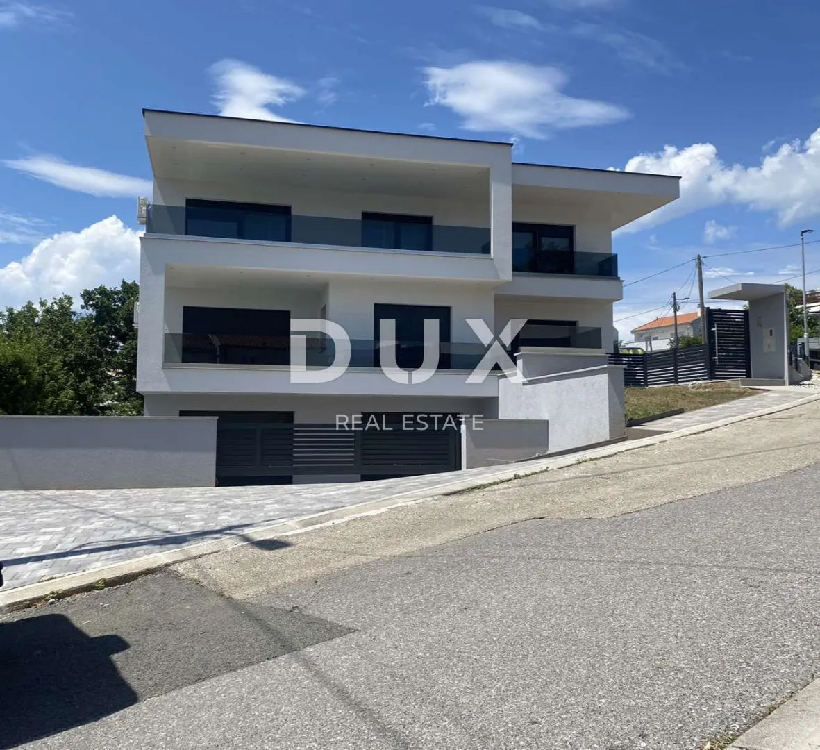 crikvenica - samostojeća kuća na dvije etaže - slika 3