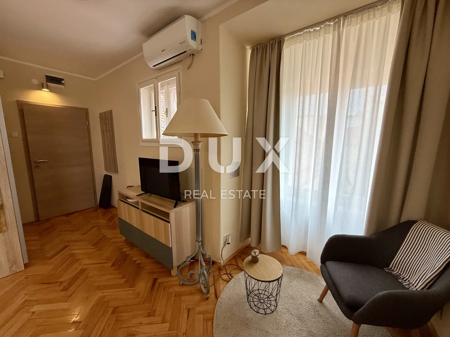 zagreb, centar - dvoetažni stan s tri apartmana i odličnim prihodima! - slika 36