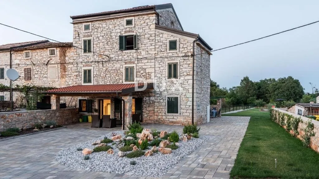 istra, umag - unikatna kamena vila u mirnom okruženju, svega 2km od mora - slika 38