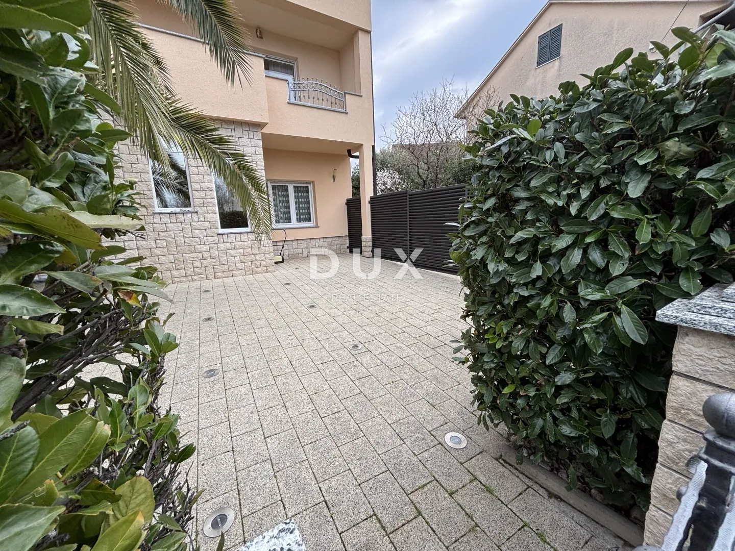 crikvenica, jadranovo - funkcionalna kuća sa 4 stambene jedinice - slika 3