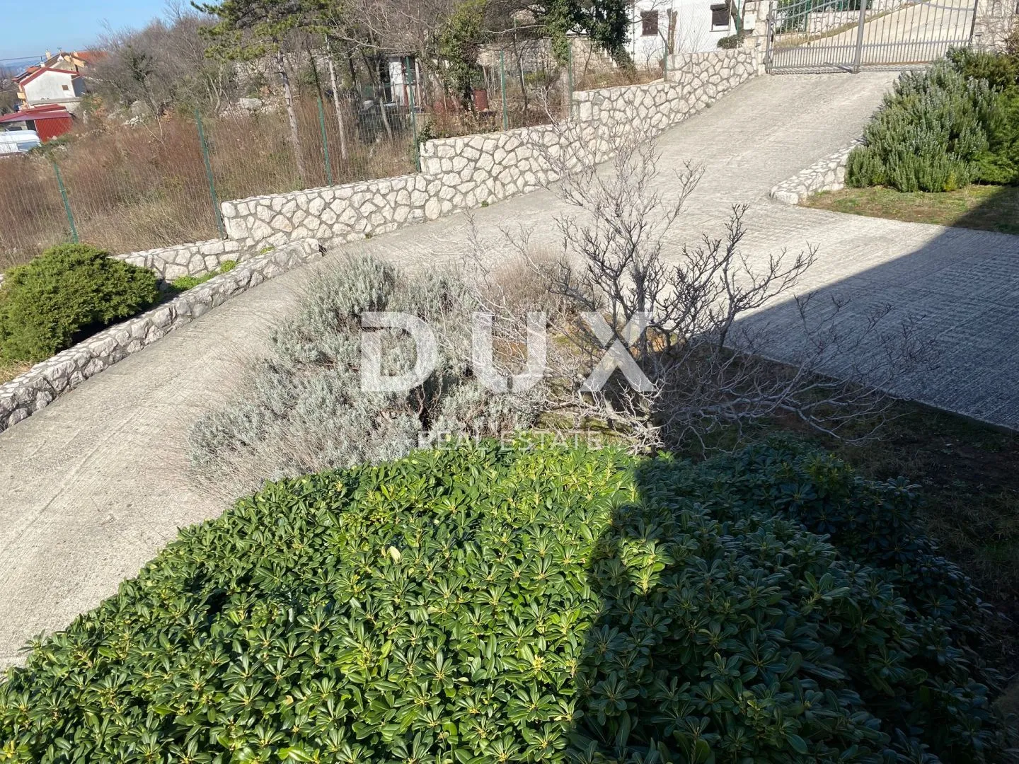 kraljevica, šmrika - samostojeća kuća s bazenom, garažom, okućnicom i pogledom na more! prilika! - slika 38