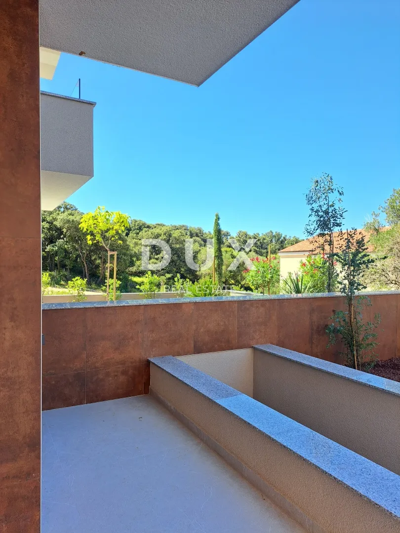 novalja, jakišnica - luksuzan stan s bazenom i vrtom, 123m2 - slika 12