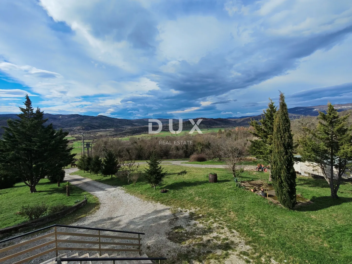 istra, boljun - kuća s dva stana u srcu istre - slika 3