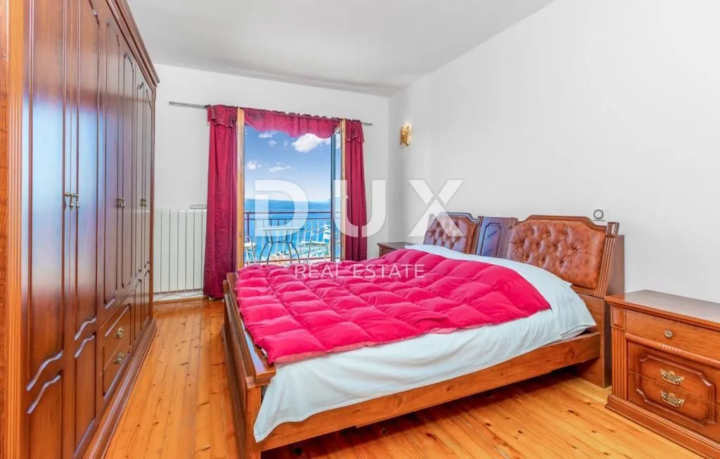 crikvenica - kuća s više apartmana i pogledom na more - slika 16