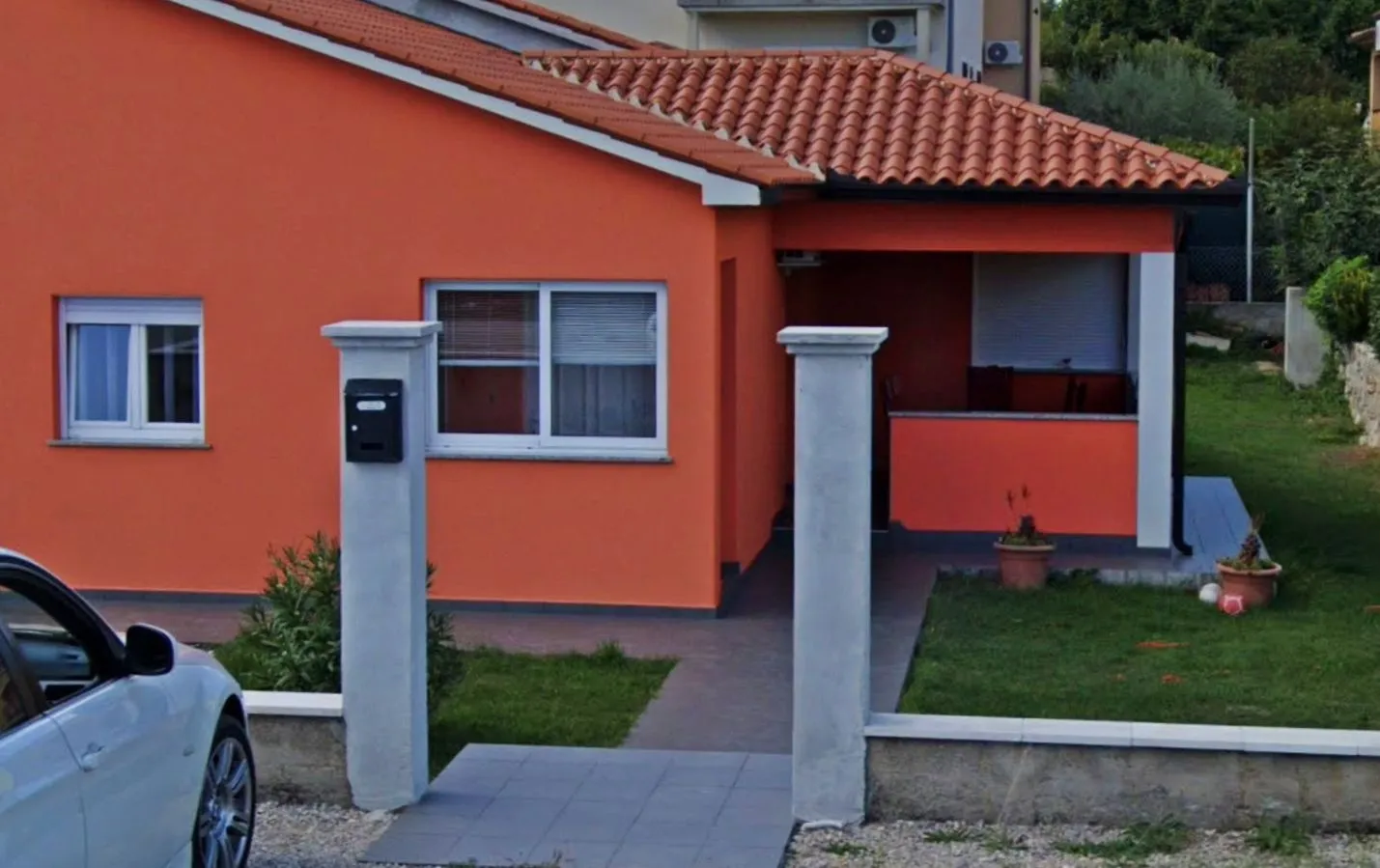 istra, labin - kuća s garažom i prostranom okućnicom - slika 2